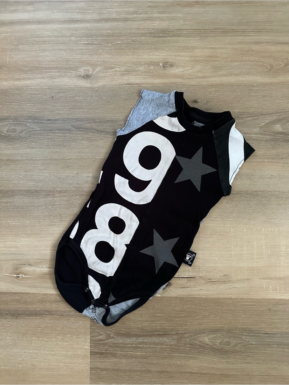NUNUNU Baby Black Graphic Star Number Skull Onesie Romper 12-18M